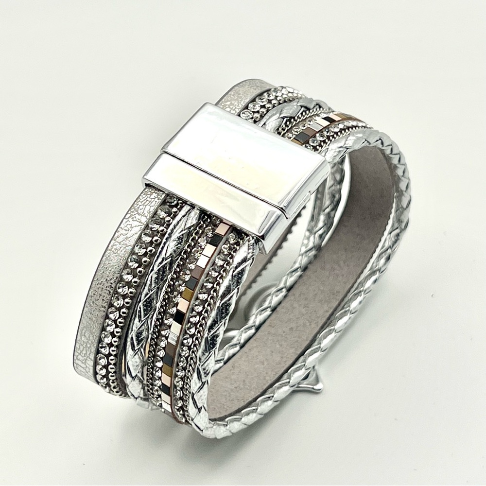 Boho Style Multilayer Silver Heart Charm and Druzy Stone Bracelet - Picture 4 of 6